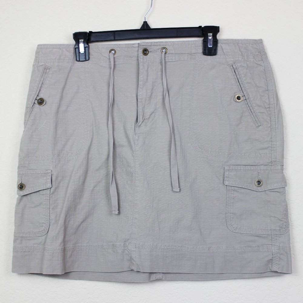 L.L. Bean Cargo Skirt Petite 14 Khaki Utility Outdoor Hiking Casual